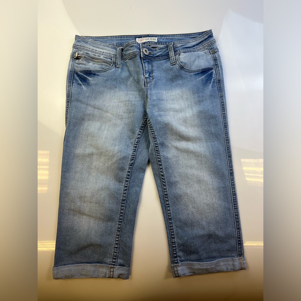 Guess Light Wash Capri Jean Pants R146-30